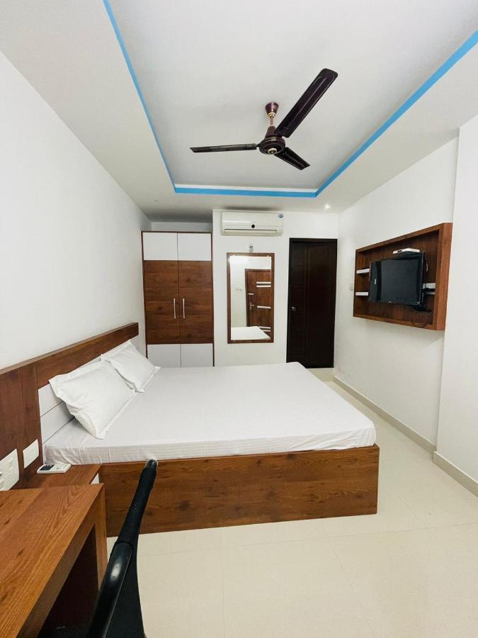 Hotel Zam Zam Residency à Cheruppulasseri Extérieur photo